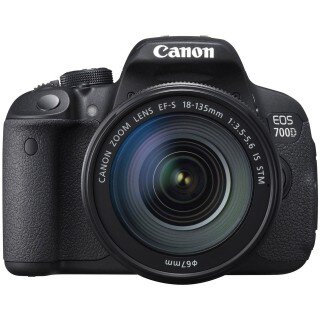Canon EOS 700D 18-135mm DSLR Fotoğraf Makinesi kullananlar yorumlar